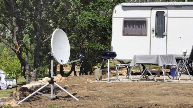 Telewizja w podróży: dziesięć najpopularniejszych systemów satelitarnych na Amazon