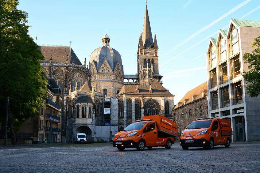 Aachen stawia na e-NV200 jako śmieciarkę